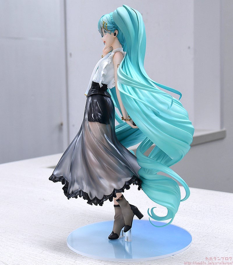 GSC x Rella插图《初音未来》NT风私服Ver. 即将开订