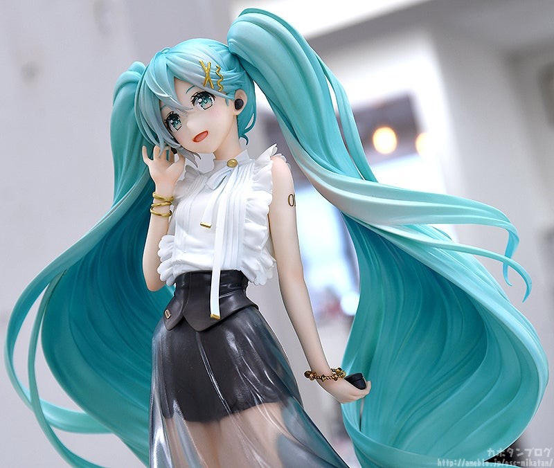 GSC x Rella插图《初音未来》NT风私服Ver. 即将开订