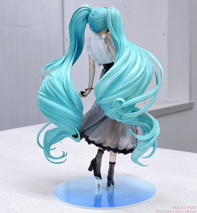 GSC x Rella插图《初音未来》NT风私服Ver. 即将开订